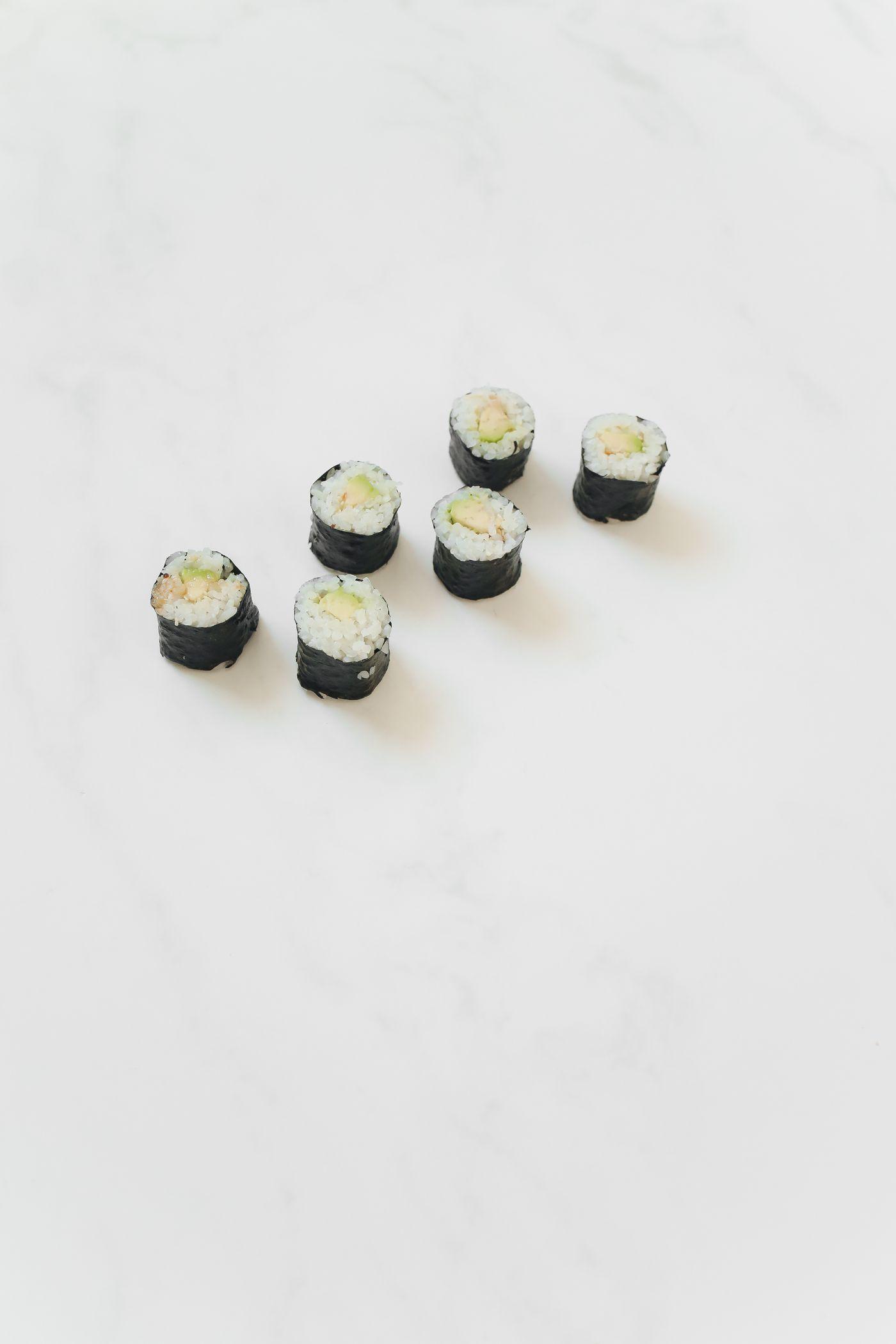 Salmon and Avocado Maki Rolls